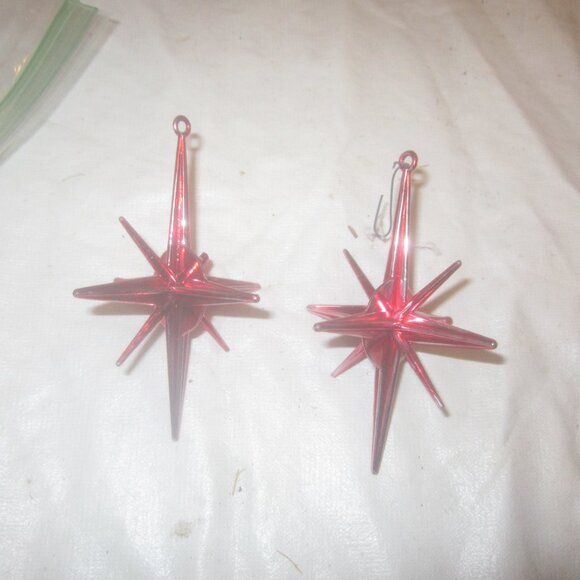 VTG PAIR OF PLASTIC ATOMIC STAR ORNAMENTS RED - Picture 2 of 3